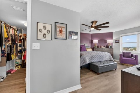 Condo in Daytona Beach, Florida, 3 bedrooms № 2196795 - photo 26