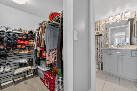 Condo in Daytona Beach, Florida, 3 bedrooms № 2196795 - photo 22