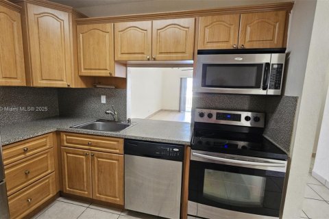 Copropriété à vendre à Miami, Floride: 2 chambres, 93.18 m2 № 1693529 - photo 20