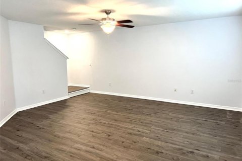 Touwnhouse à louer à Trinity, Floride: 3 chambres, 126.72 m2 № 2096917 - photo 11
