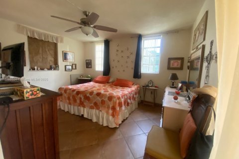 Condo in Aventura, Florida, 2 bedrooms № 1941365 - photo 12