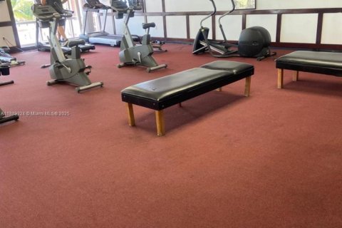 Condo in Aventura, Florida, 2 bedrooms № 1941365 - photo 28