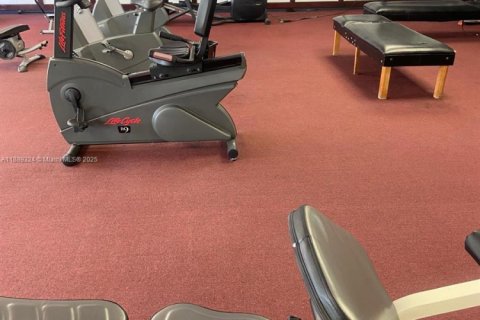 Condo in Aventura, Florida, 2 bedrooms № 1941365 - photo 29