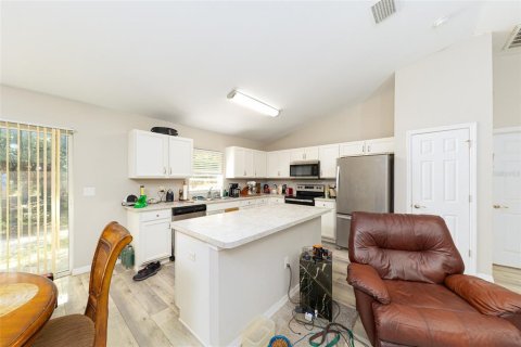 House in Dunnellon, Florida 3 bedrooms, 129.41 sq.m. № 1829753 - photo 10