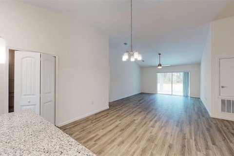 House in Palm Coast, Florida 3 bedrooms, 139.35 sq.m. № 1918837 - photo 7