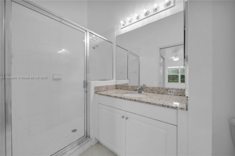 Condo in Naples, Florida, 3 bedrooms № 1958145 - photo 5