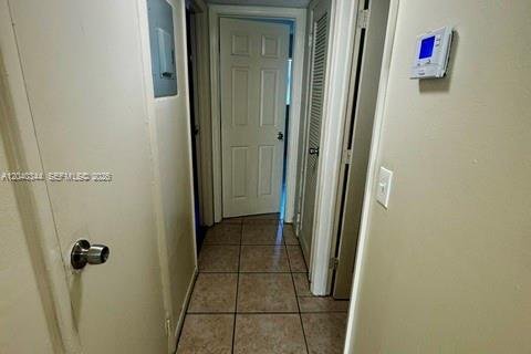 Condo in Lauderhill, Florida, 2 bedrooms  № 2086612 - photo 4