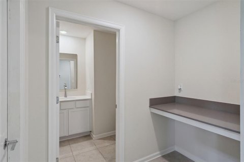 House in Kissimmee, Florida 4 bedrooms, 218.97 sq.m. № 2219848 - photo 26