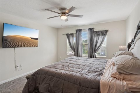 House in Kissimmee, Florida 4 bedrooms, 218.97 sq.m. № 2219848 - photo 18