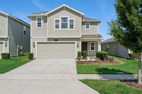 House in Kissimmee, Florida 4 bedrooms, 218.97 sq.m. № 2219848