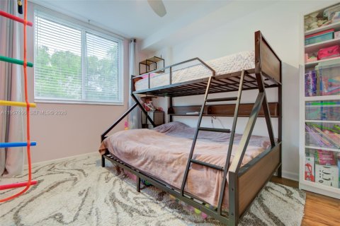 Condo in Aventura, Florida, 2 bedrooms  № 2011624 - photo 25