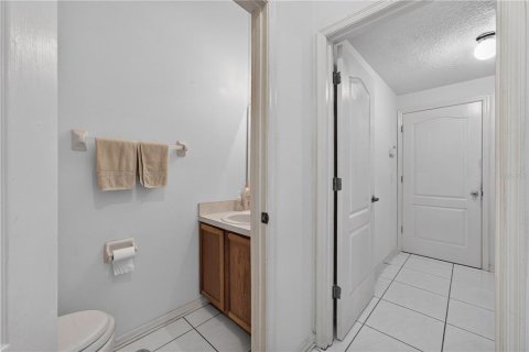 Casa en venta en Orlando, Florida, 4 dormitorios, 244.33 m2 № 2199199 - foto 28