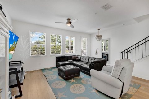 Touwnhouse à vendre à Orlando, Floride: 3 chambres, 164.44 m2 № 1843666 - photo 3