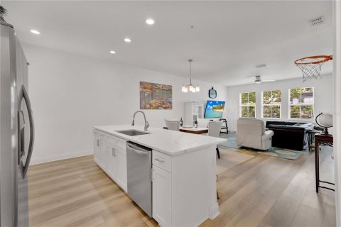 Touwnhouse à vendre à Orlando, Floride: 3 chambres, 164.44 m2 № 1843666 - photo 7