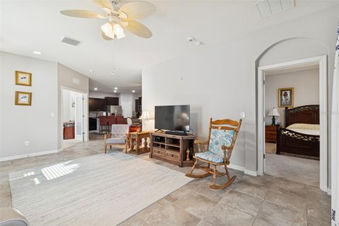 Villa ou maison à vendre à Wesley Chapel, Floride: 3 chambres, 145.39 m2 № 2235699 - photo 12