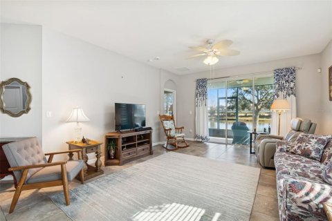 Villa ou maison à vendre à Wesley Chapel, Floride: 3 chambres, 145.39 m2 № 2235699 - photo 10