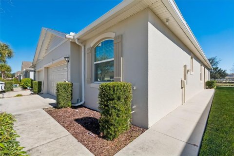 Villa ou maison à vendre à Wesley Chapel, Floride: 3 chambres, 145.39 m2 № 2235699 - photo 5