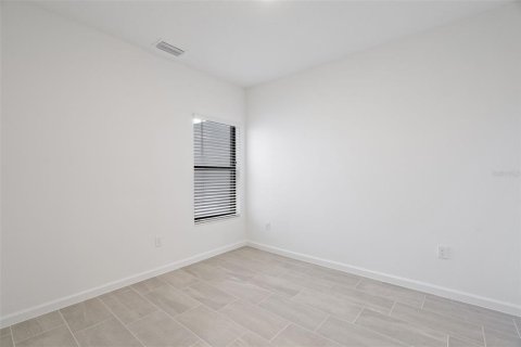 Adosado en venta en Orlando, Florida, 5 dormitorios, 178.19 m2 № 1733442 - foto 12