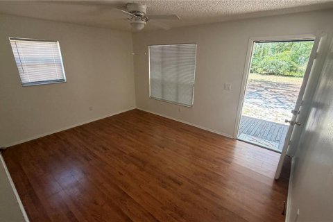 Casa en venta en Melrose, Florida, 3 dormitorios, 84.73 m2 № 2095610 - foto 14