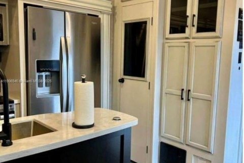 Casa en venta en West Palm Beach, Florida, 4 dormitorios, 101.36 m2 № 1957099 - foto 8