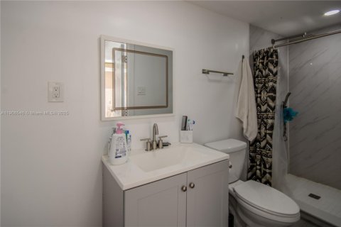 Купить виллу или дом в Уэст-Палм-Бич, Флорида 4 спальни, 101.36м2, № 1957099 - фото 19