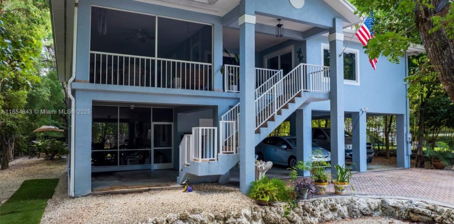 Casa en Key Largo, Florida 3 dormitorios, 171.96 m2 № 1872749
