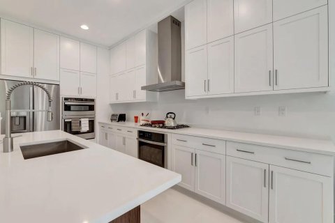 Villa ou maison à louer à Boca Raton, Floride: 4 chambres, 303.14 m2 № 2422234 - photo 20