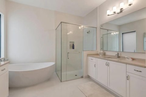 Villa ou maison à louer à Boca Raton, Floride: 4 chambres, 303.14 m2 № 2422234 - photo 7