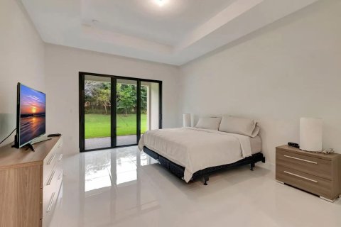 Villa ou maison à louer à Boca Raton, Floride: 4 chambres, 303.14 m2 № 2422234 - photo 27