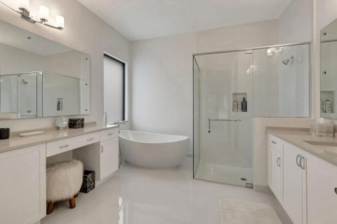 Villa ou maison à louer à Boca Raton, Floride: 4 chambres, 303.14 m2 № 2422234 - photo 6
