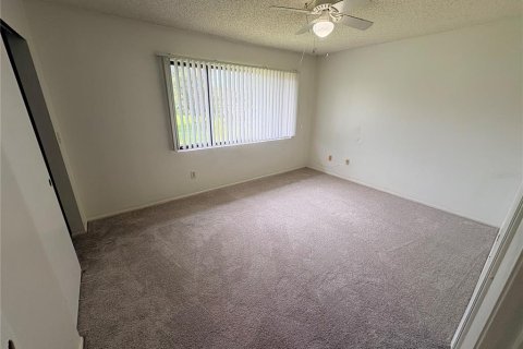 Townhouse in Tampa, Florida 2 bedrooms, 116.13 sq.m. № 2230454 - photo 7