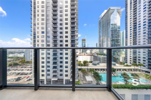 Condominio en alquiler en Miami, Florida, 1 dormitorio, 55.74 m2 № 1993589 - foto 27