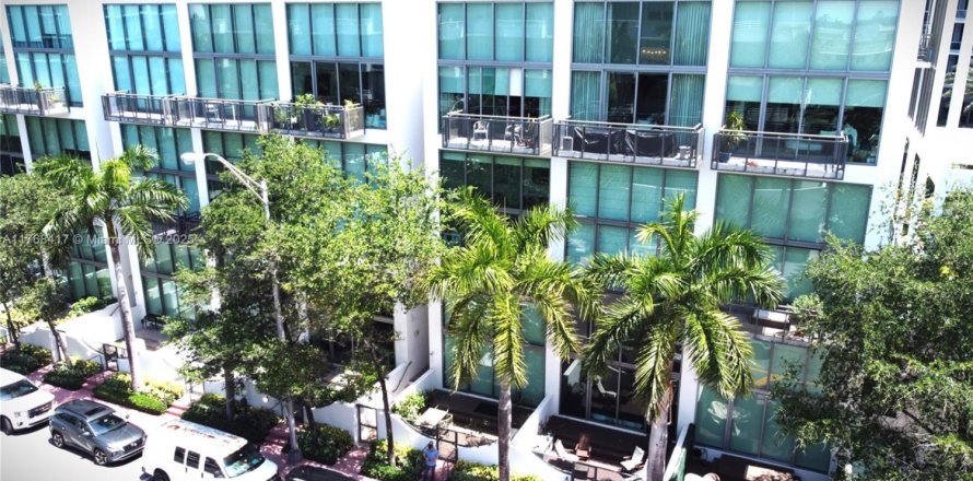 Condo in Miami Beach, Florida, 1 bedroom  № 1742085