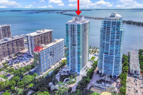 Condo in Miami, Florida, 1 bedroom № 2081405