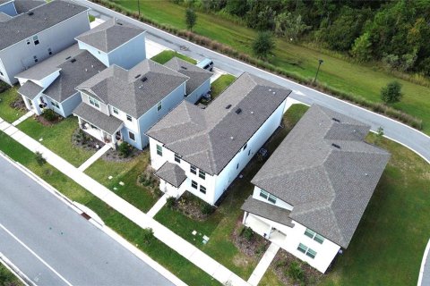 Villa ou maison à vendre à Orlando, Floride: 3 chambres, 196.02 m2 № 2433618 - photo 4