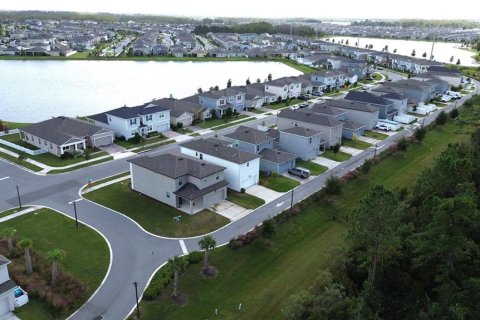 Villa ou maison à vendre à Orlando, Floride: 3 chambres, 196.02 m2 № 2433618 - photo 7