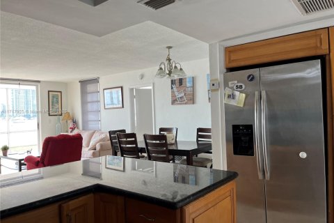 Condominio en venta en Aventura, Florida, 2 dormitorios, 100.61 m2 № 1938492 - foto 5