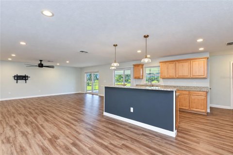 Casa en venta en Plant City, Florida, 3 dormitorios, 145.3 m2 № 2398401 - foto 9