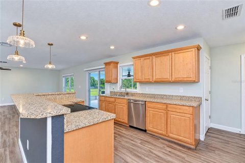 Casa en venta en Plant City, Florida, 3 dormitorios, 145.3 m2 № 2398401 - foto 10