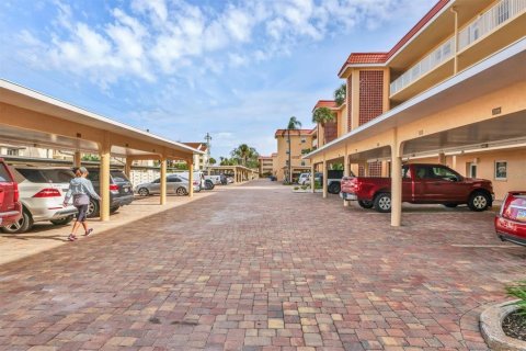 Copropriété à louer à Sarasota, Floride: 2 chambres, 86.31 m2 № 2145058 - photo 2