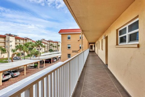 Copropriété à louer à Sarasota, Floride: 2 chambres, 86.31 m2 № 2145058 - photo 3