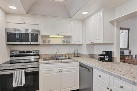 Copropriété à louer à Sarasota, Floride: 2 chambres, 86.31 m2 № 2145058 - photo 9