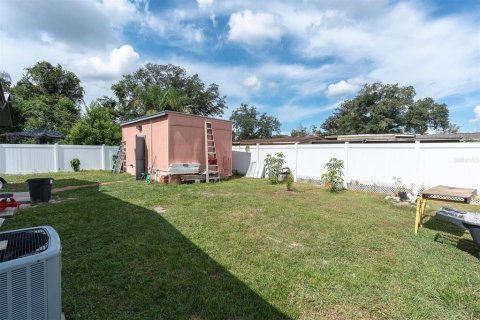 Casa en venta en Tampa, Florida, 4 dormitorios, 127.18 m2 № 2427543 - foto 25