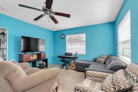 Casa en venta en Tampa, Florida, 4 dormitorios, 127.18 m2 № 2427543 - foto 12