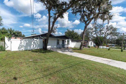 Casa en venta en Tampa, Florida, 4 dormitorios, 127.18 m2 № 2427543 - foto 30