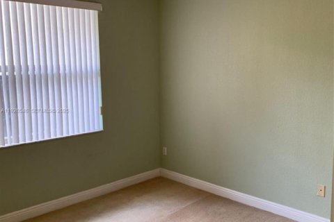 Casa en venta en Coconut Creek, Florida, 4 dormitorios, 275.55 m2 № 2034995 - foto 9