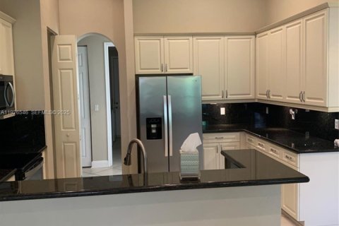 Casa en venta en Coconut Creek, Florida, 4 dormitorios, 275.55 m2 № 2034995 - foto 5