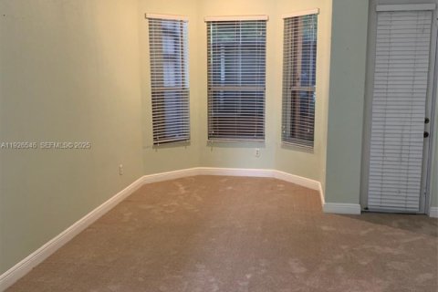 Casa en venta en Coconut Creek, Florida, 4 dormitorios, 275.55 m2 № 2034995 - foto 12