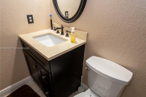 Townhouse in Cooper City, Florida 3 bedrooms, 156.73 sq.m. № 2033777 - photo 15