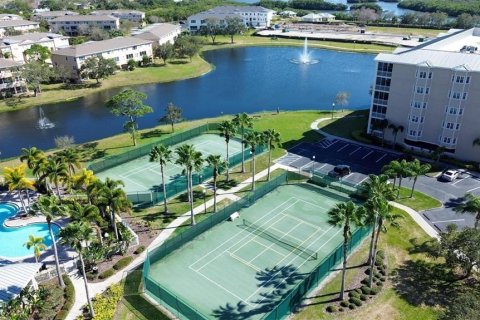 Condo in Seminole, Florida, 2 bedrooms № 2109841 - photo 12